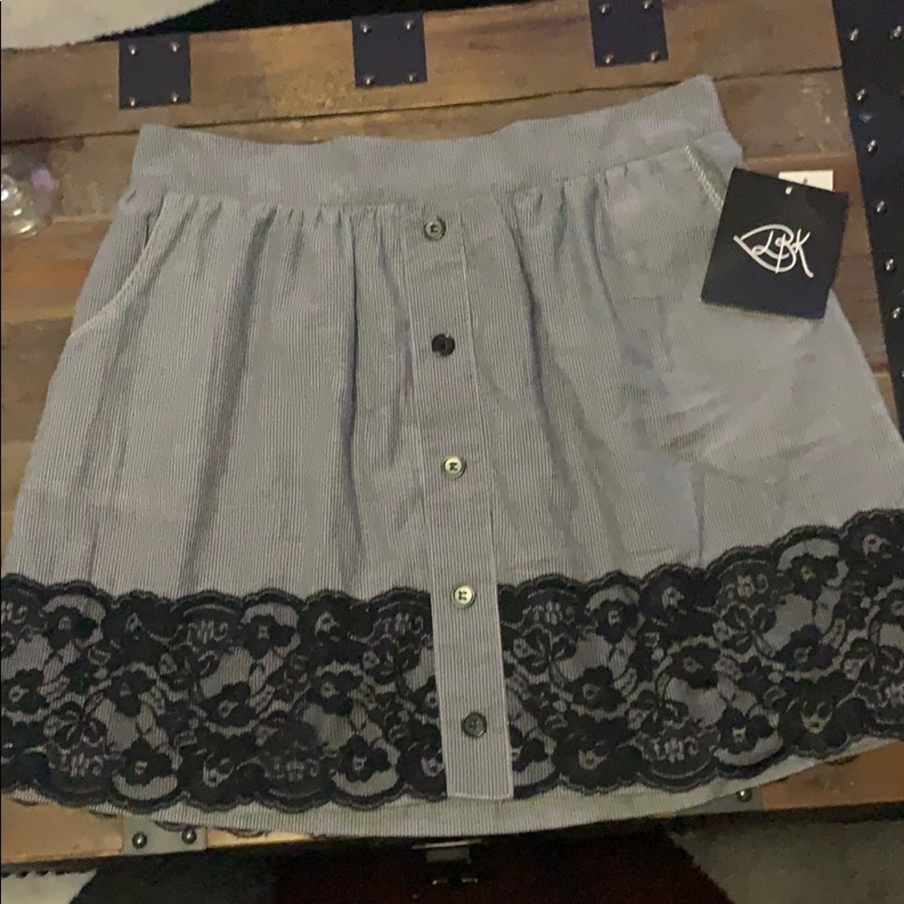 LBK SKIRT NWT